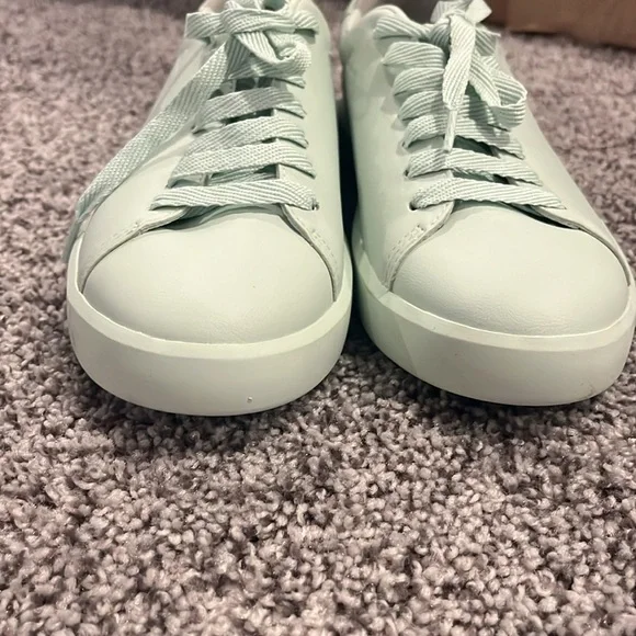 NEW Everlane releathered tennis shoes woman’s 6.5 lily green - Picture 5 of 8